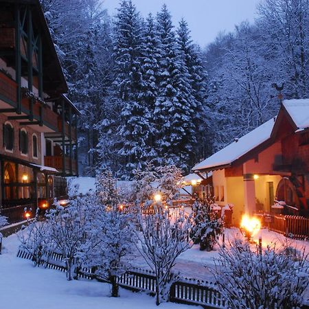 Naturidyll Hotel Hammerschmiede Anthering Exterior photo