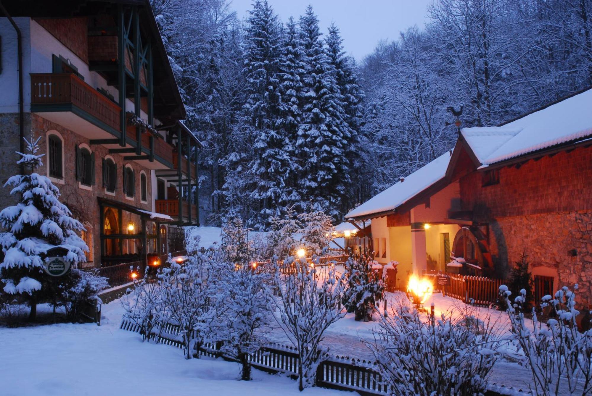 Naturidyll Hotel Hammerschmiede Anthering Exterior photo